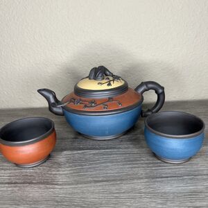 Vintage Chinese Handmade Yixing Zisha Clay Teapot And Teacups Artist Signed